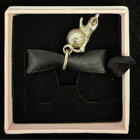 Pandora Spiderman Charm Retired - Picture 3 of 4